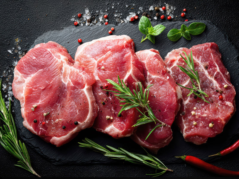 Correct Storage and Preparation of Meat in Professional Kitchens